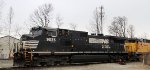 NS 9225 leads train 84J down the yard lead at Aycock